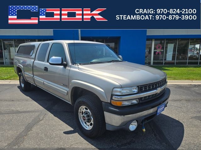 2000 Chevrolet Silverado 2500 LS in Gold — front three-quarter view